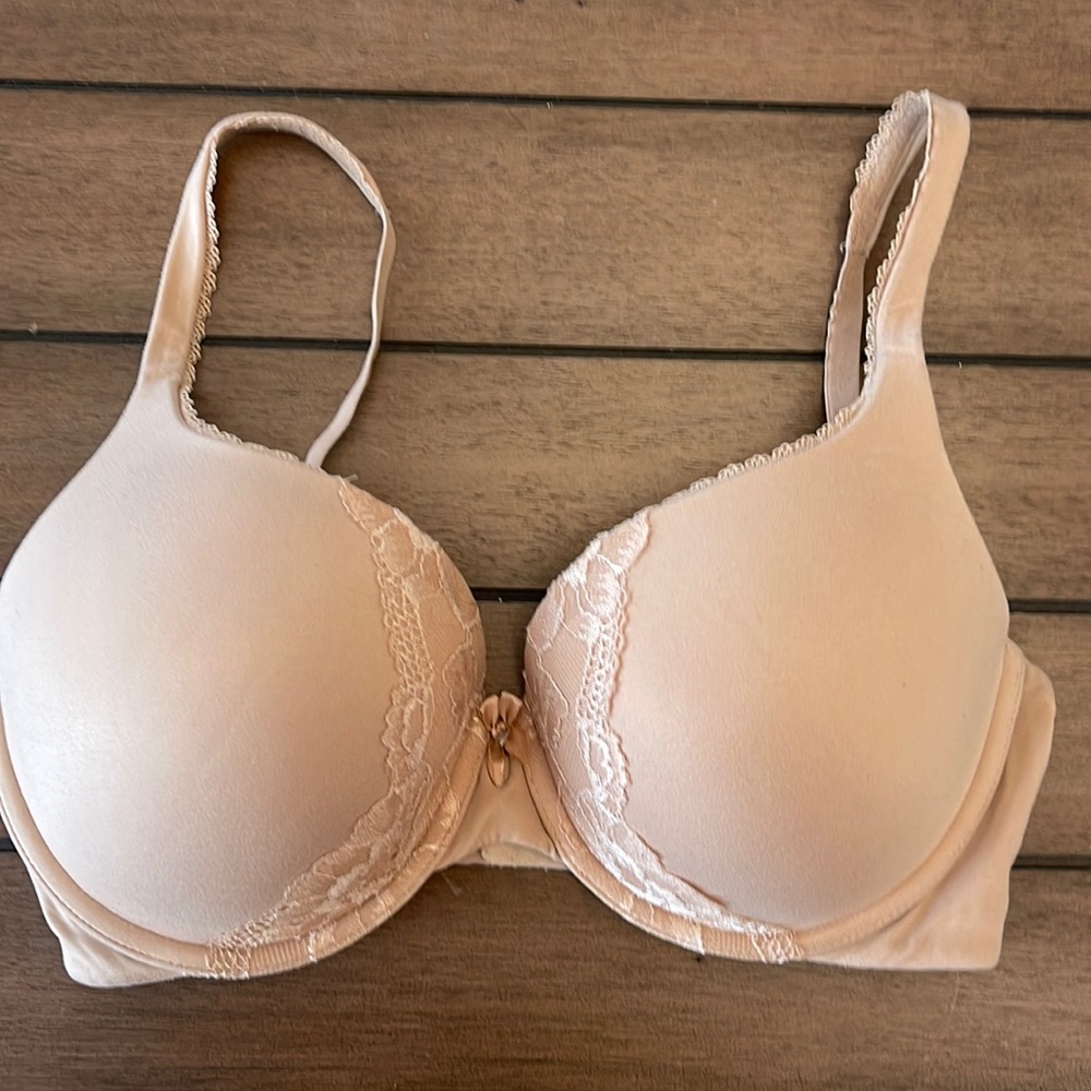 Body by Victoria secret bra